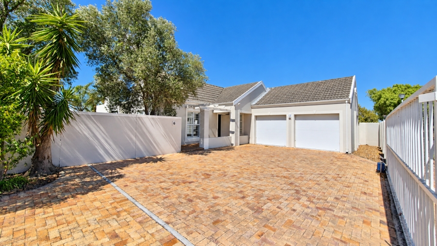 To Let 3 Bedroom Property for Rent in Sunningdale Western Cape